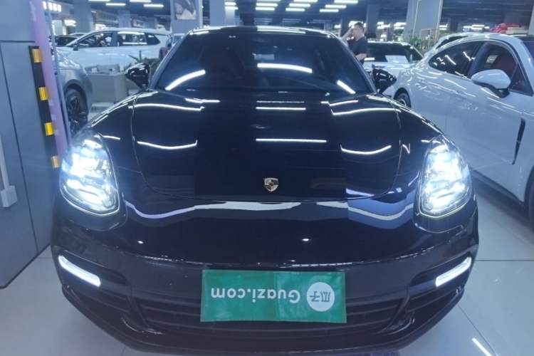 Used Porsche Panamera 2019 Panamera 2.9T Front