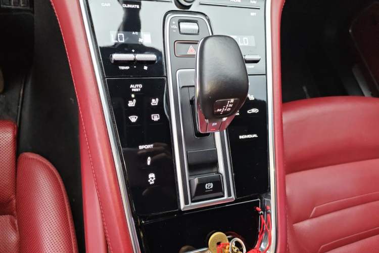 Used Porsche Panamera 2019 Panamera 2.9T Gear Lever