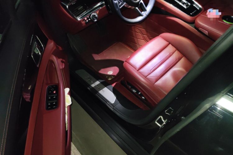 Used Porsche Panamera 2019 Panamera 2.9T Interior 3