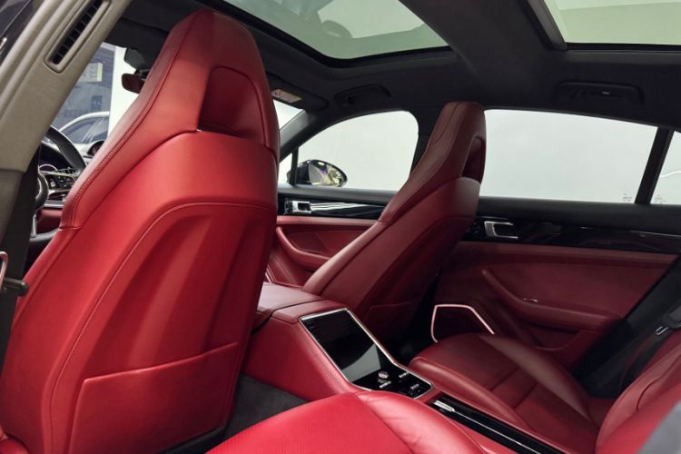 Used Porsche Panamera 2019 Panamera 2.9T Interior 6