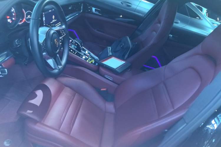 Used Porsche Panamera 2019 Panamera 2.9T Left Front Seat