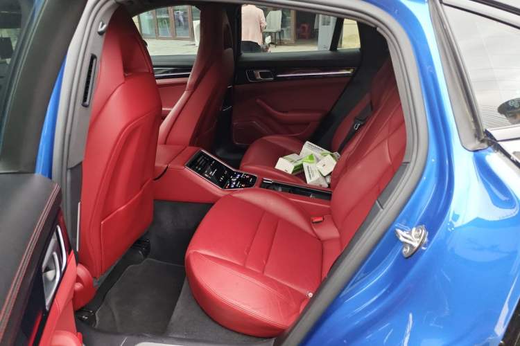 Used Porsche Panamera 2019 Panamera 2.9T Left Rear Seat