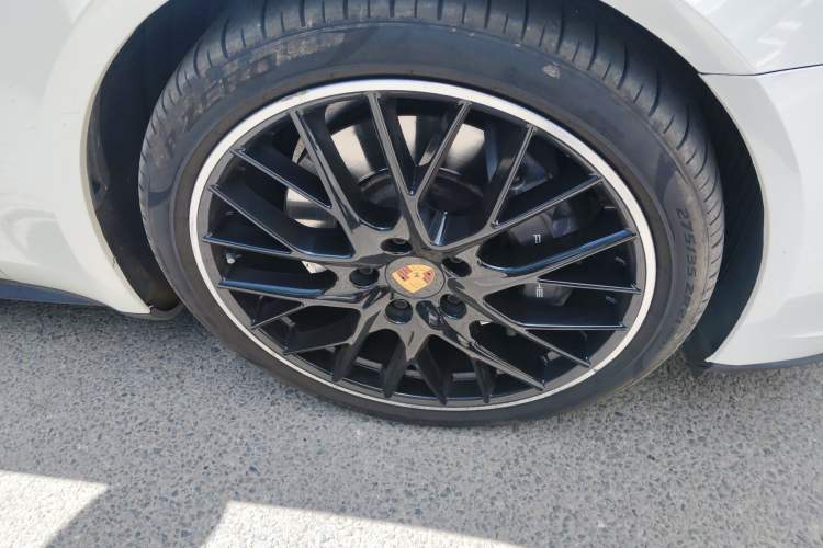 Used Porsche Panamera 2019 Panamera 2.9T Right Front Wheel Hub