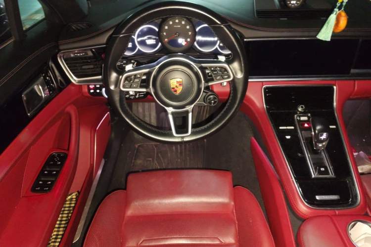 Used Porsche Panamera 2019 Panamera 4 Executive Long Wheelbase 2.9T Steering Wheel