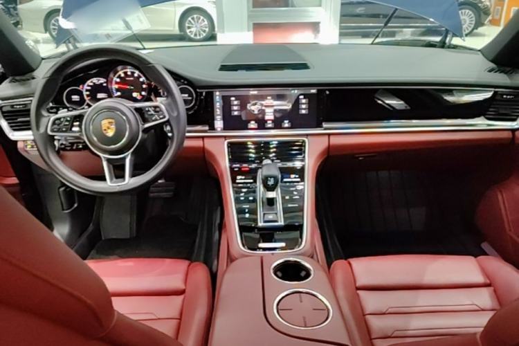 Used Porsche Panamera 2019 Panamera 2.9T Center Console