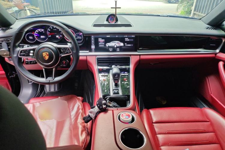 Used Porsche Panamera 2019 Panamera 2.9T Center Console