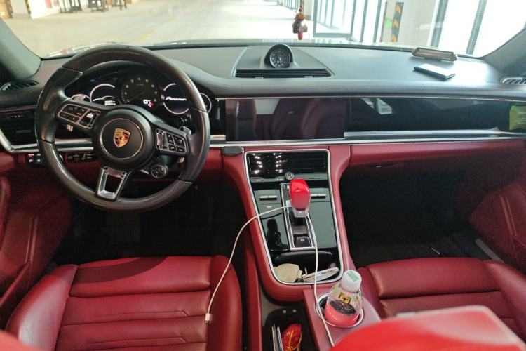 Used Porsche Panamera 2019 Panamera 4 Sport Turismo 2.9T Center Console