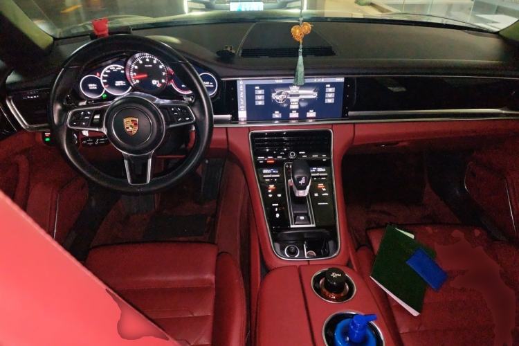 Used Porsche Panamera 2019 Panamera 4 Sport Turismo 2.9T Center Console
