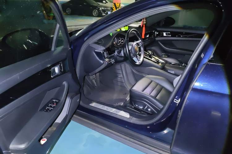 Used Porsche Panamera 2019 Panamera 2.9T Driver Seat