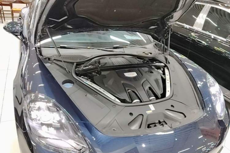 Used Porsche Panamera 2019 Panamera 2.9T Engine Bay