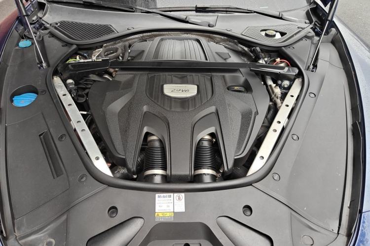 Used Porsche Panamera 2019 Panamera 2.9T Engine Bay