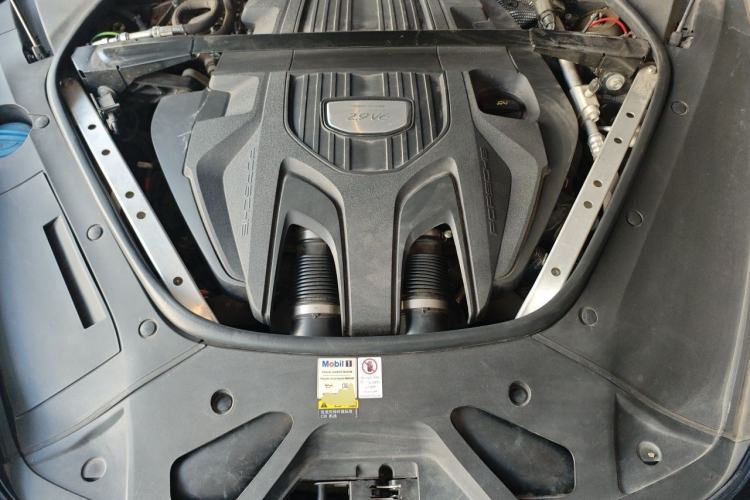 Used Porsche Panamera 2019 Panamera 4 Sport Turismo 2.9T Engine Bay