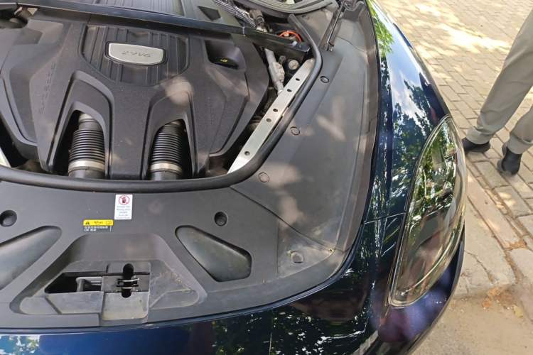 Used Porsche Panamera 2019 Panamera 2.9T Engine Bay Left