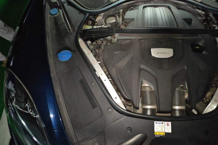 Used Porsche Panamera 2019 Panamera 4 Sport Turismo 2.9T Engine Bay Right