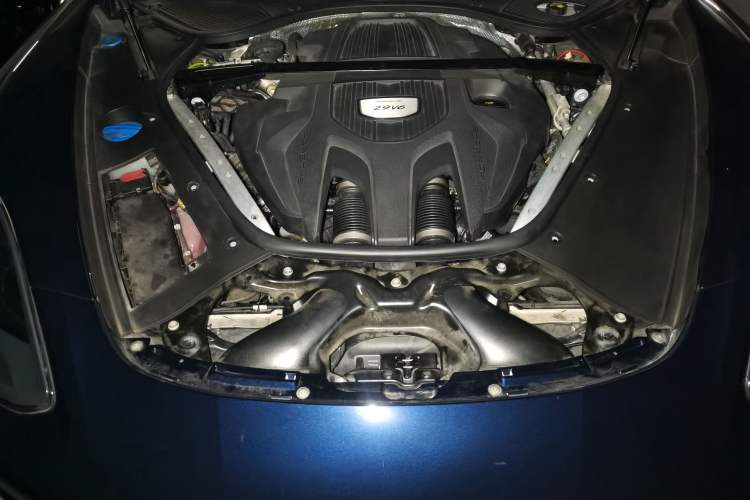 Used Porsche Panamera 2019 Panamera Executive Long Wheelbase 2.9T Engine Bay