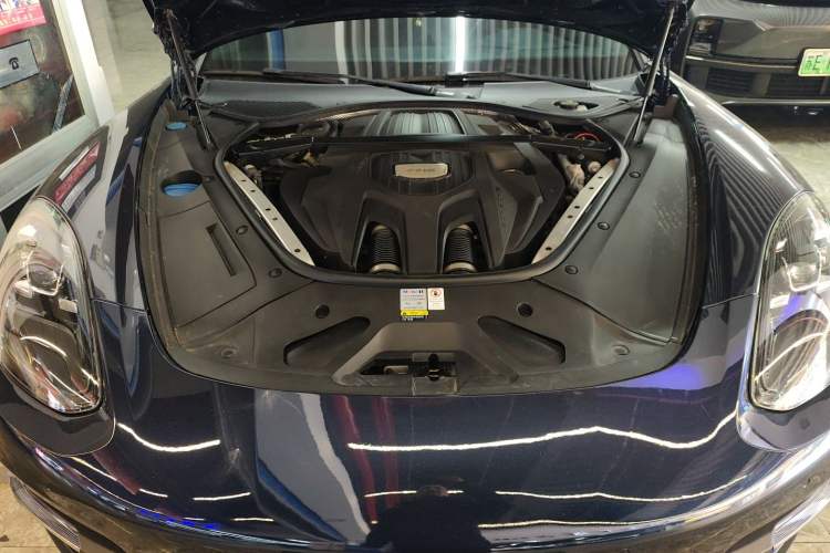 Used Porsche Panamera 2019 Panamera 2.9T Engine Bay