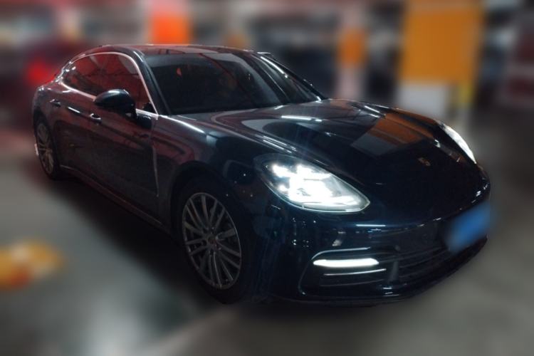Used Porsche Panamera 2019 Panamera 4 Executive Long Wheelbase 2.9T Front Right 45 Deg