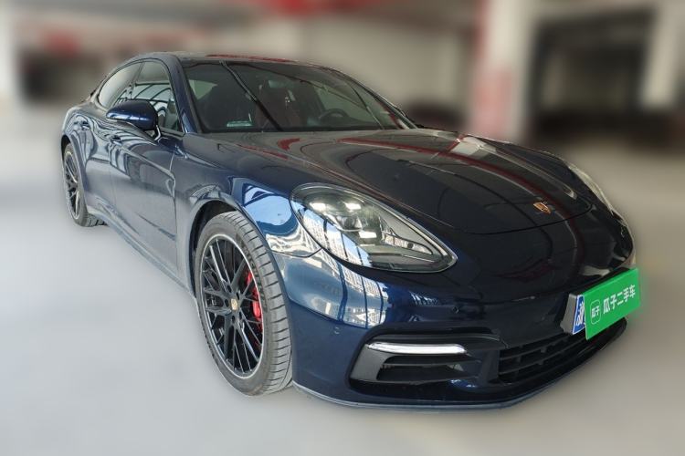 Used Porsche Panamera 2019 Panamera 4 Sport Turismo 2.9T Front Right 45 Deg