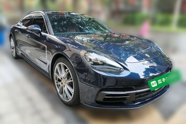 Used Porsche Panamera 2019 Panamera 2.9T Front Right 45 Deg