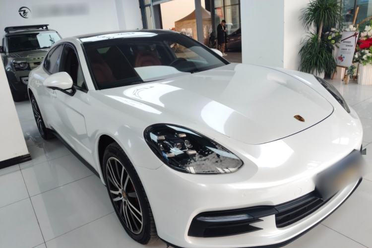 Used Porsche Panamera 2019 Panamera 2.9T Front Right 45 Deg