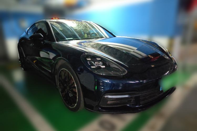 Used Porsche Panamera 2019 Panamera 4 Sport Turismo 2.9T Front Right 45 Deg