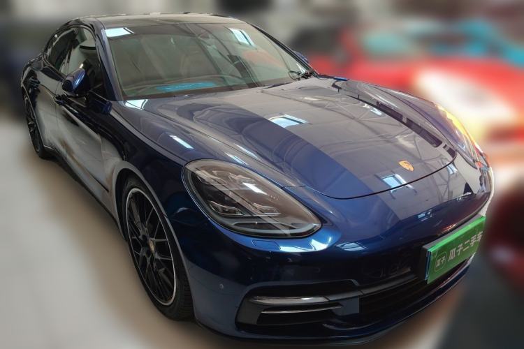 Used Porsche Panamera 2019 Panamera 4 Executive Long Wheelbase 2.9T Front Right 45 Deg