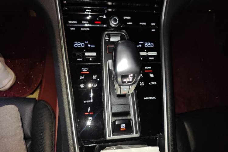 Used Porsche Panamera 2019 Panamera 4 Sport Turismo 2.9T Gear Lever