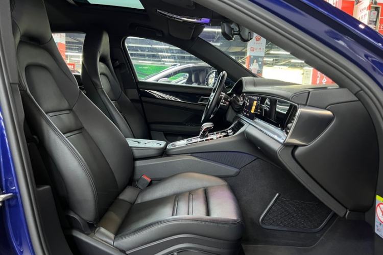 Used Porsche Panamera 2019 Panamera 2.9T Interior 11