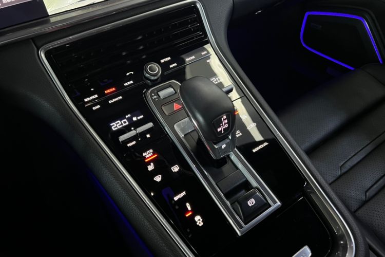 Used Porsche Panamera 2019 Panamera 2.9T Interior 2