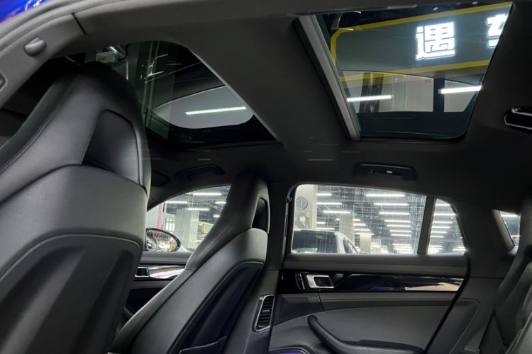 Used Porsche Panamera 2019 Panamera 2.9T Interior 3