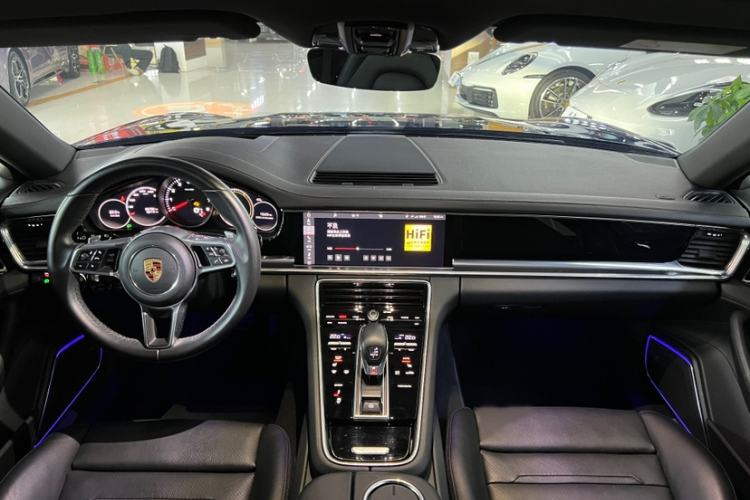 Used Porsche Panamera 2019 Panamera 2.9T Interior 7