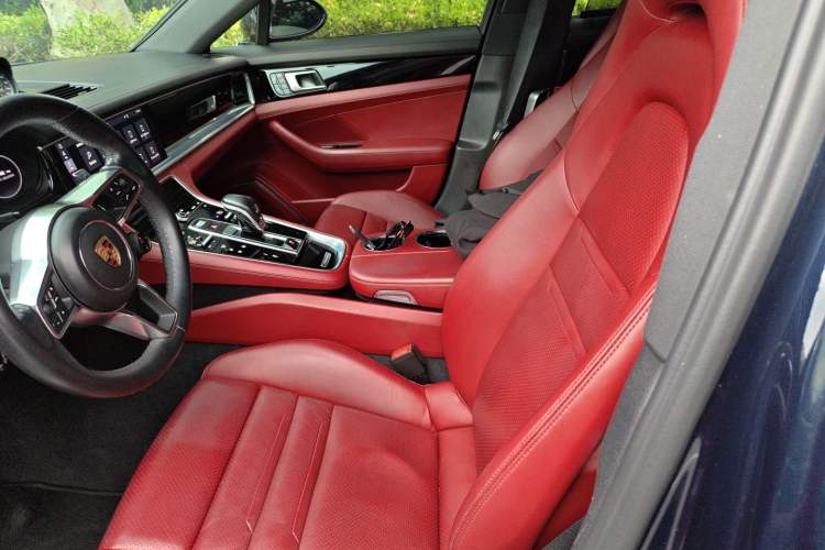 Used Porsche Panamera 2019 Panamera Executive Long Wheelbase 2.9T Left Front Seat