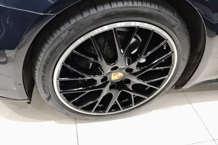 Used Porsche Panamera 2019 Panamera 2.9T Left Front Wheel Hub
