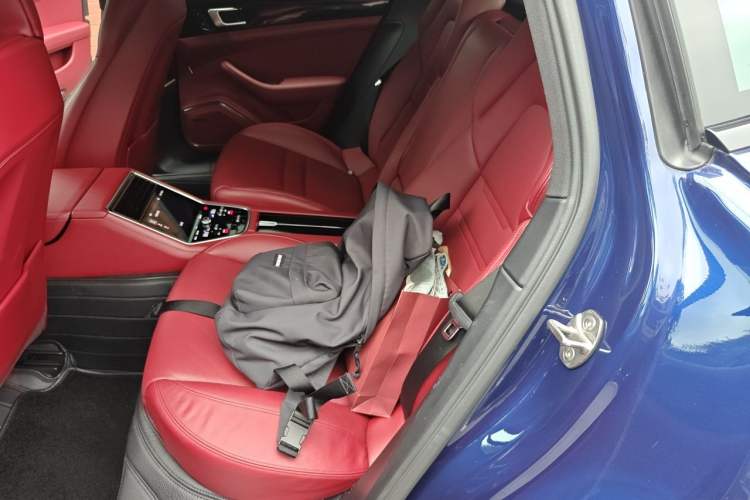 Used Porsche Panamera 2019 Panamera 2.9T Left Rear Seat