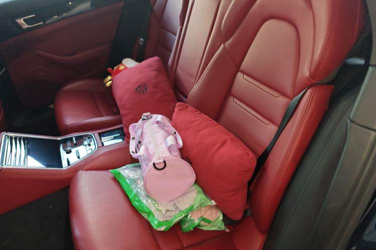 Used Porsche Panamera 2019 Panamera 4 Sport Turismo 2.9T Left Rear Seat