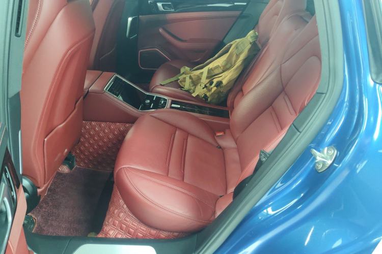 Used Porsche Panamera 2019 Panamera 2.9T Left Rear Seat