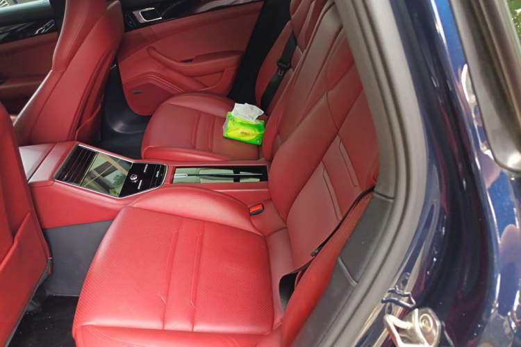 Used Porsche Panamera 2019 Panamera 2.9T Left Rear Seat
