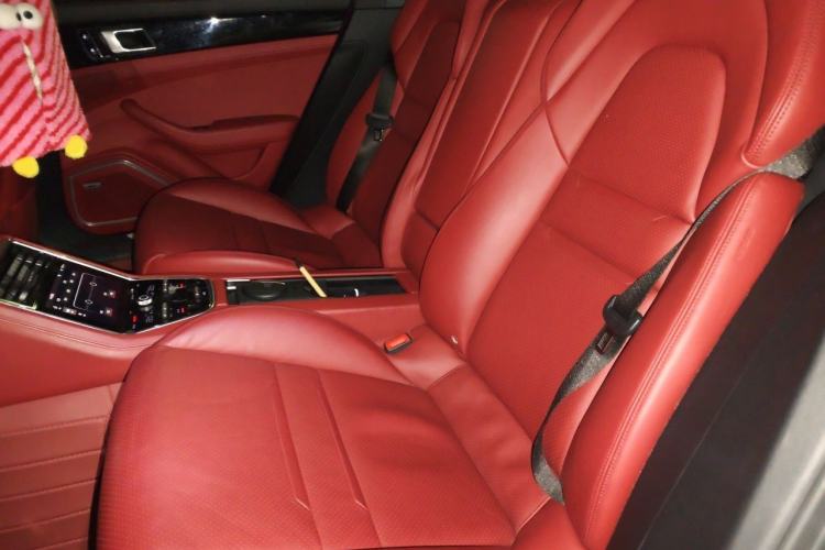 Used Porsche Panamera 2019 Panamera 4 Sport Turismo 2.9T Left Rear Seat