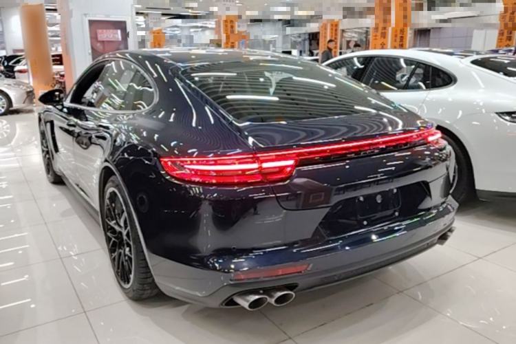 Used Porsche Panamera 2019 Panamera 2.9T Rear Left 45 Deg