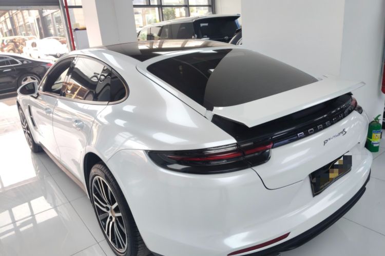 Used Porsche Panamera 2019 Panamera 2.9T Rear Left 45 Deg