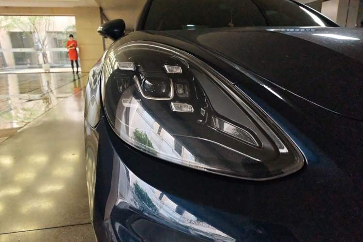 Used Porsche Panamera 2019 Panamera 4 Sport Turismo 2.9T Right Front Headlight