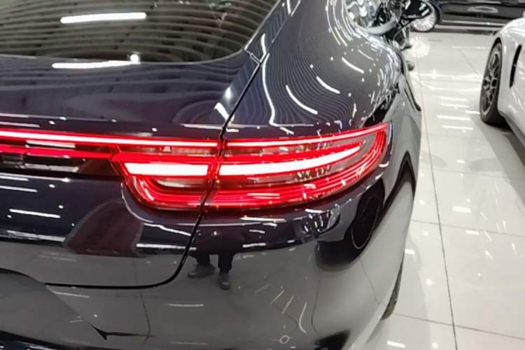 Used Porsche Panamera 2019 Panamera 2.9T Right Rear Taillight