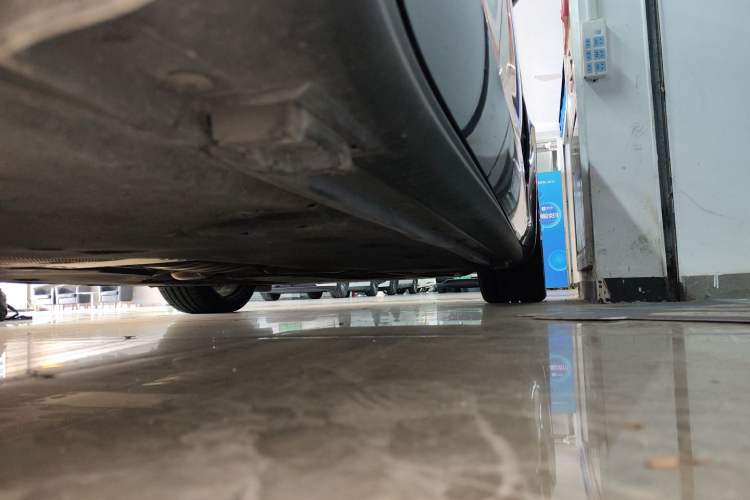 Used Porsche Panamera 2019 Panamera 2.9T Right Side Sill