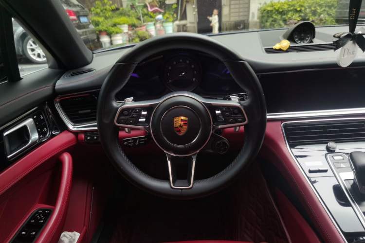 Used Porsche Panamera 2019 Panamera 2.9T Steering Wheel