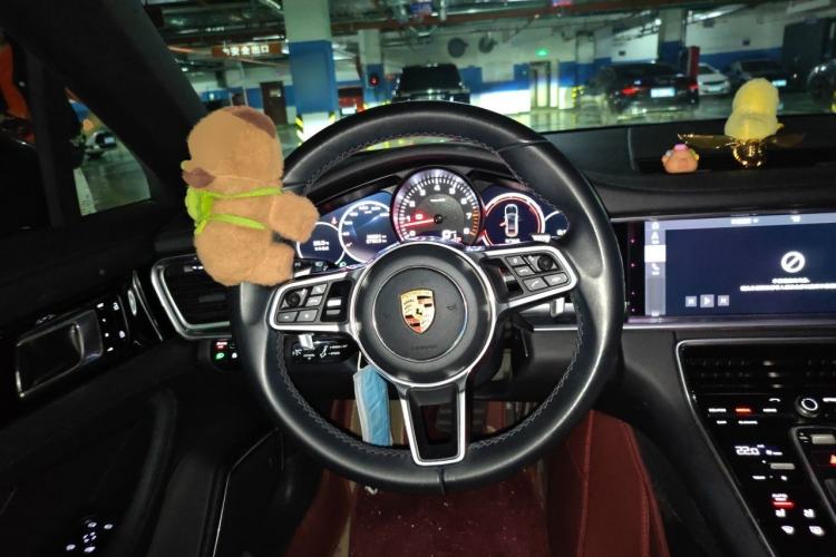 Used Porsche Panamera 2019 Panamera 4 Sport Turismo 2.9T Steering Wheel