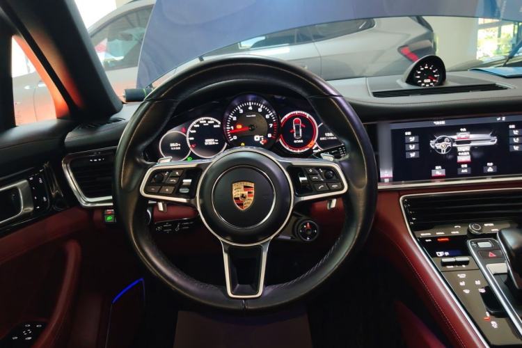 Used Porsche Panamera 2019 Panamera 4 Executive Long Wheelbase 2.9T Steering Wheel