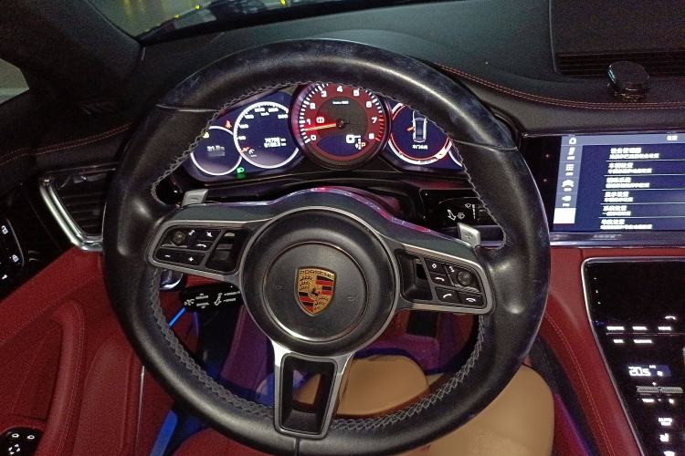 Used Porsche Panamera 2019 Panamera 4 Executive Long Wheelbase 2.9T Steering Wheel