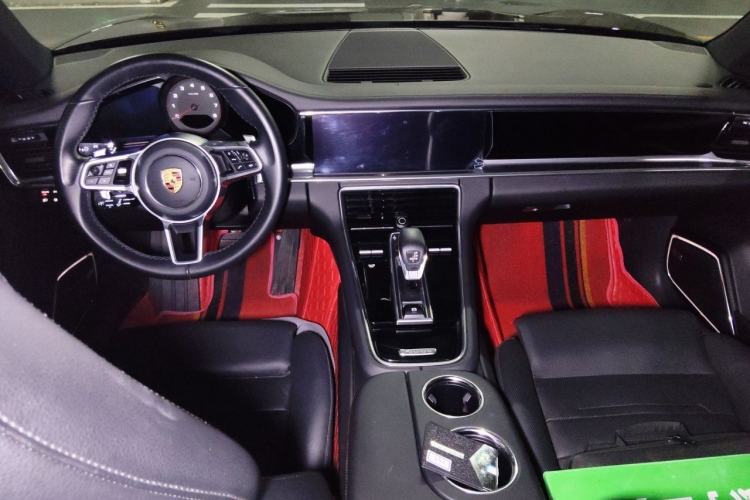 Used Porsche Panamera 2019 Panamera 4 Executive Long Wheelbase 2.9T Center Console