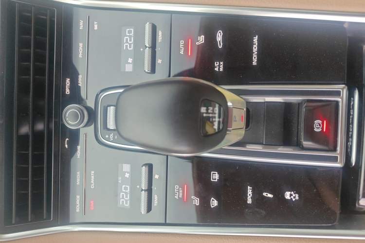 Used Porsche Panamera 2019 Panamera Executive Long Wheelbase 2.9T Gear Lever
