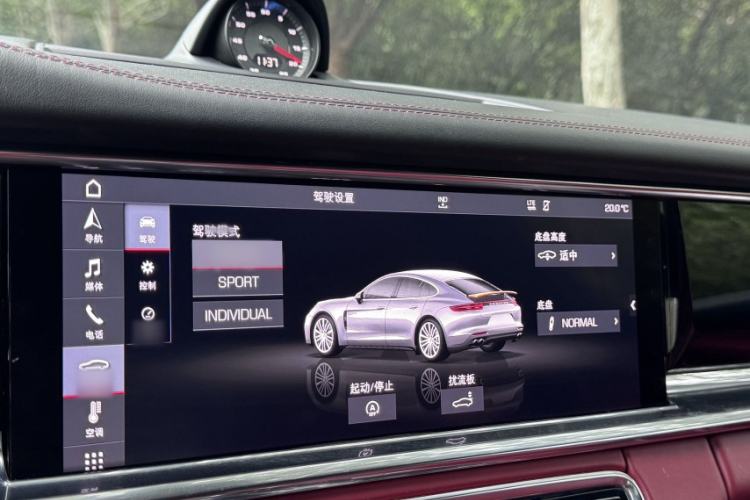 Used Porsche Panamera 2019 Panamera 2.9T Interior 4